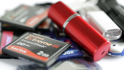 2014_04_13_Muistikortit_USBt_PHA_MG_1408