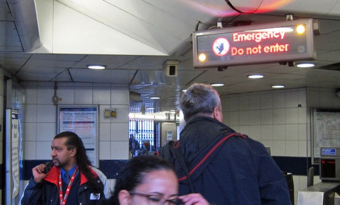 2015_12_19_Tube Station Emergency_PHA_IMG_4605